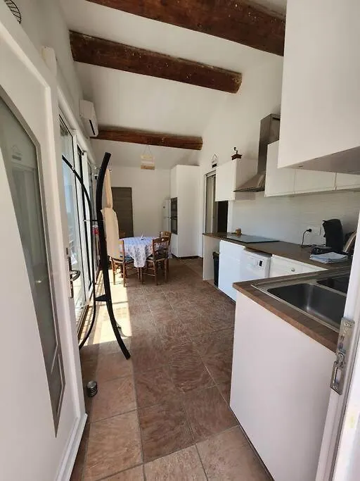 Gite Sur Les Hauteurs De Châteaurenard بيت للعطل