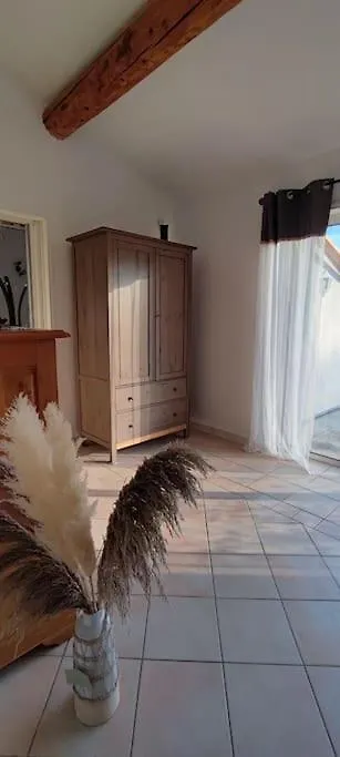Holiday home Gite Sur Les Hauteurs De Chateaurenard
